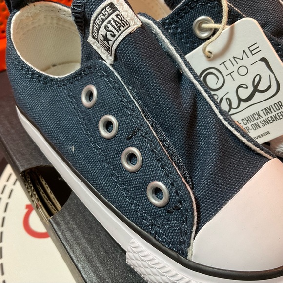 Converse Chuck Taylor Toddler Simple Slip in Navy - Picture 6 of 7